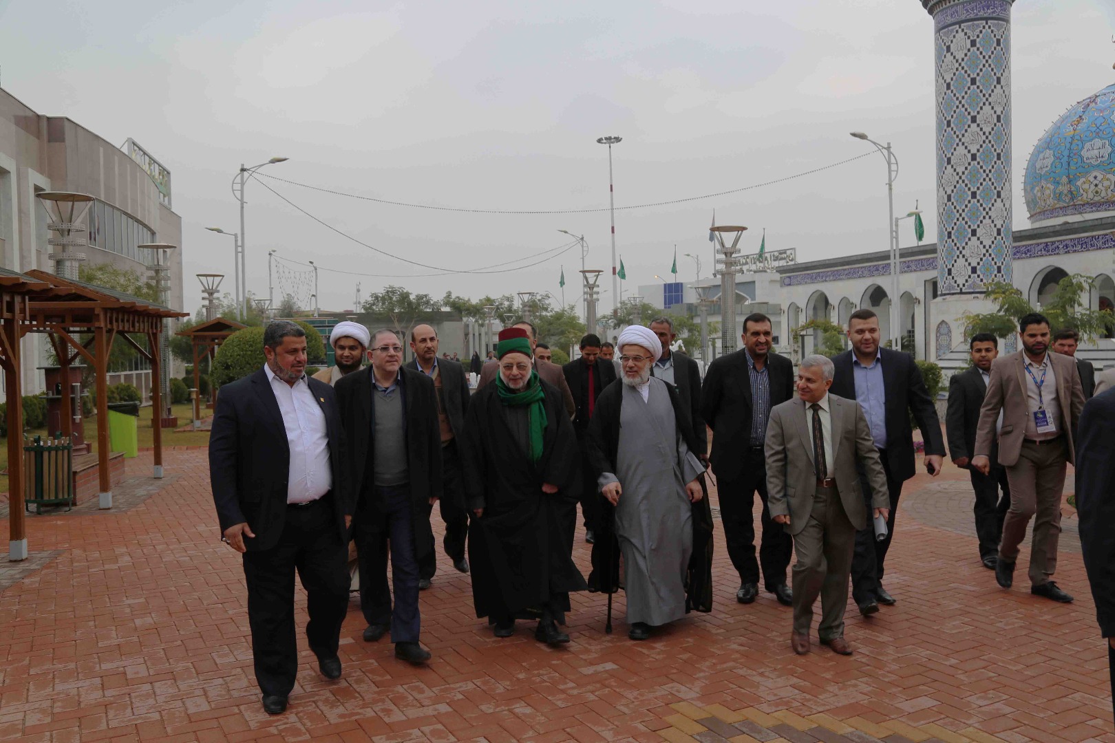 الأمين العام للعتبة الحسينية المقدسة سماحة الشيخ عبد المهدي الكربلائي (دام عزه ) يحضر الجلسات الصباحية لمناقشة  بحوث مؤتمر الحشد الشعبي